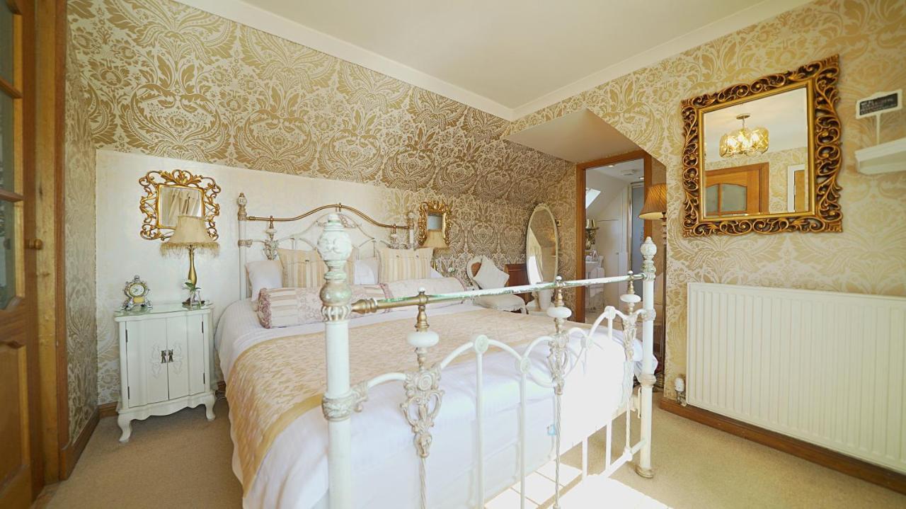 The Old Tramhouse Self Catering Apartments Стърлинг Екстериор снимка