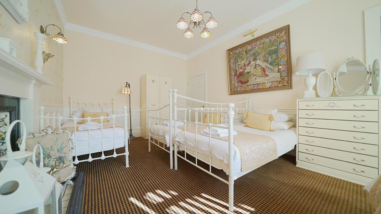 The Old Tramhouse Self Catering Apartments Стърлинг Екстериор снимка