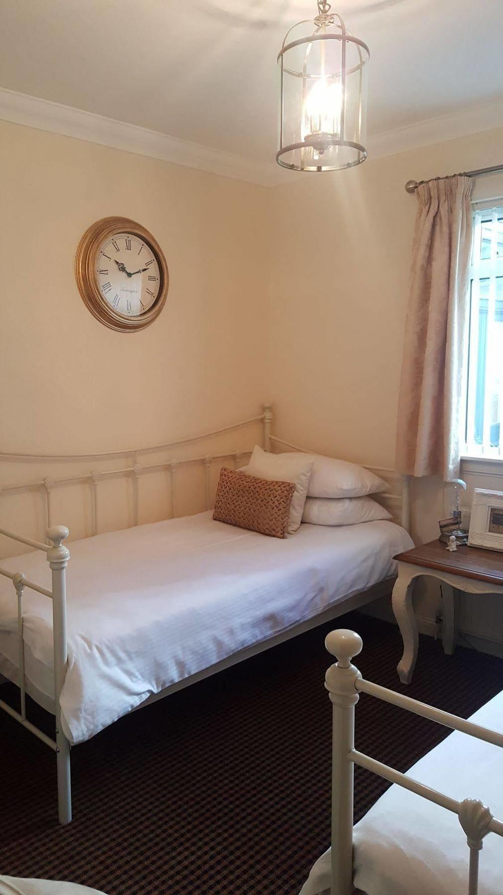 The Old Tramhouse Self Catering Apartments Стърлинг Екстериор снимка