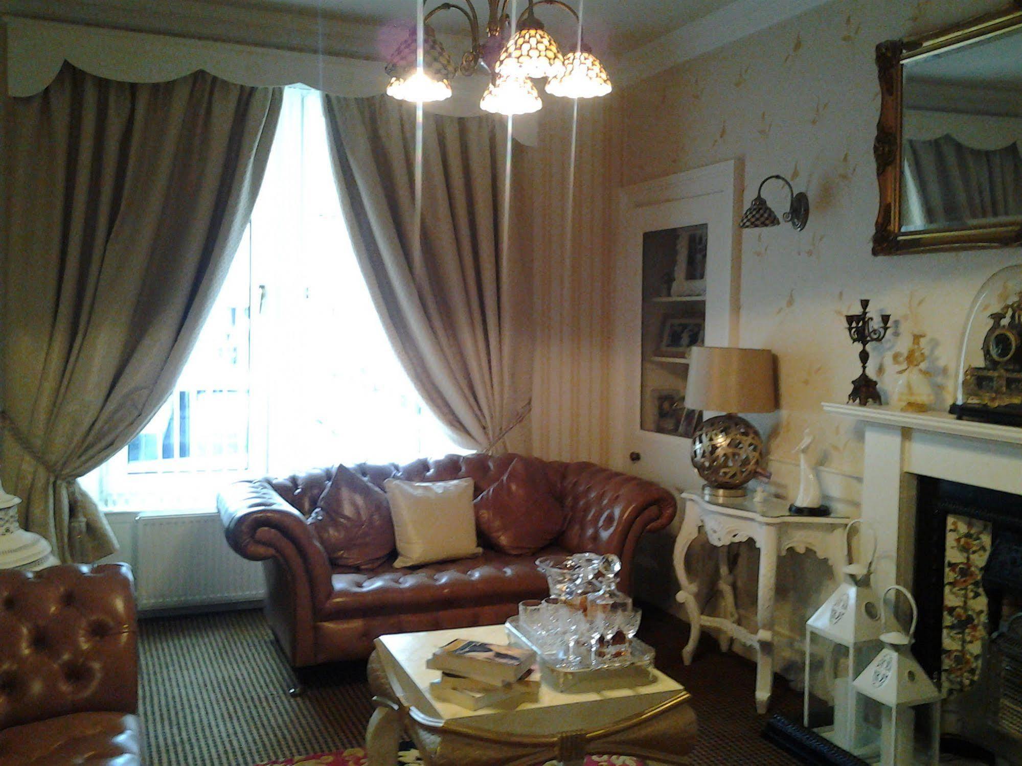 The Old Tramhouse Self Catering Apartments Стърлинг Екстериор снимка
